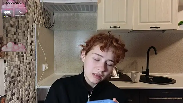 jelly cherry online show from October 16, 8:32 pm