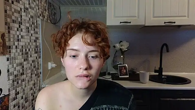 jelly cherry online show from October 31, 6:14 am