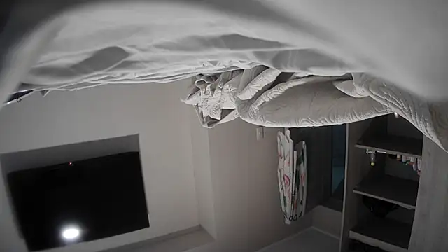 Snapshot of BigDumbCock chatting on October 29, 8:32 pm BigDumbCock online show from October 29, 8:32 pm