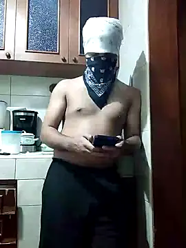 Snapshot of nosterdamus chatting on April 28, 3:33 am nosterdamus online show from April 28, 3:33 am