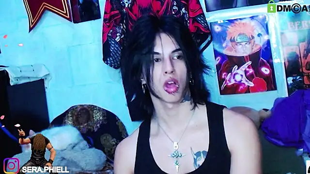 Snapshot of Seraphiell chatting on September 12, 12:33 am Seraphiell online show from September 12, 12:33 am