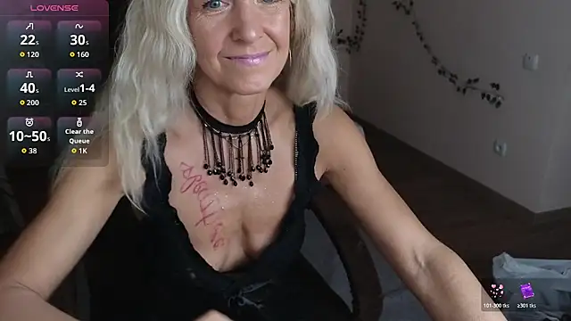 Laura Gol online show from November 30, 8:57 pm