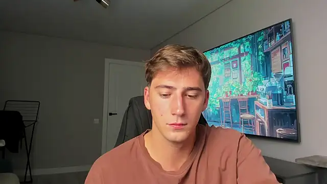 Snapshot of DaniHort chatting on August 6, 6:15 am DaniHort online show from August 6, 6:15 am