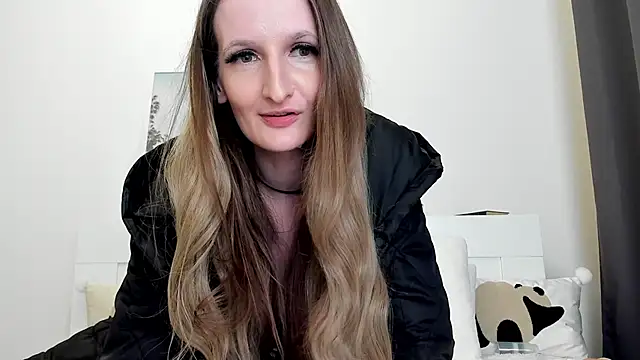 Kitty Player online show from April 9, 6:57 pm