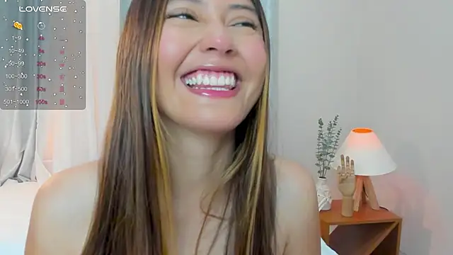 Snapshot of amy_innocent_1 chatting on September 19, 1:56 pm amy innocent 1 online show from September 19, 1:56 pm