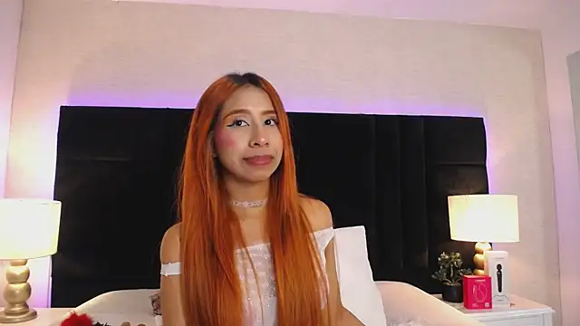 laila stilwiills online show from April 1, 12:44 am