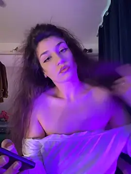 Snapshot of ScarletBloom_ chatting on October 2, 12:34 pm ScarletBloom  online show from October 2, 12:34 pm