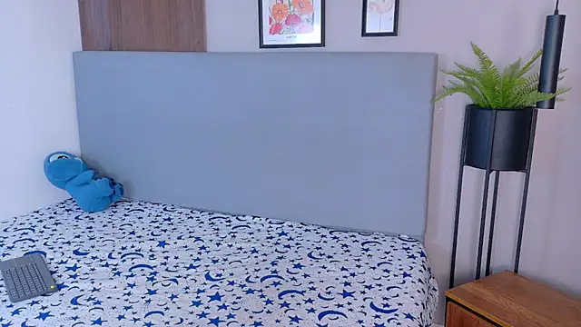 MeghanMure online show from March 7, 3:14 am