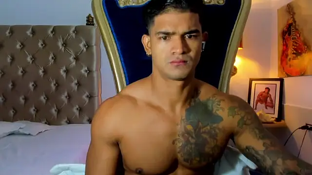 antonio  444 online show from December 2, 12:21 pm