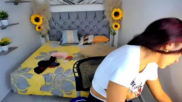 Snapshot of wild_couple_sex_69 chatting on May 19, 1:39 pm wild couple sex 69 online show from May 19, 1:39 pm