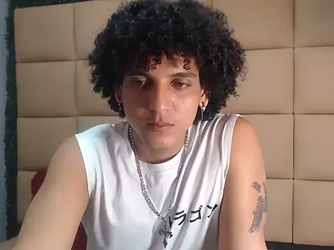 Xfire boy69 online show from October 6, 3:09 pm