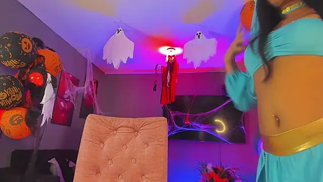 Snapshot of catalina_hot20 chatting on October 17, 4:26 am catalina hot20 online show from October 17, 4:26 am