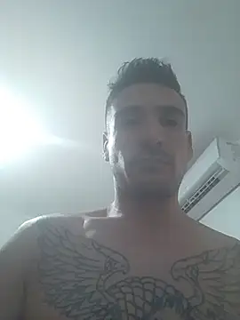 bigandstrong2217 online show from April 16, 1:28 am