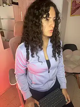 Dannaa Lovs online show from October 15, 5:24 pm