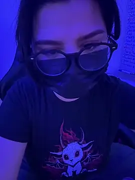 Snapshot of Anonnymsk chatting on February 6, 8:18 am Anonnymsk online show from February 6, 8:18 am