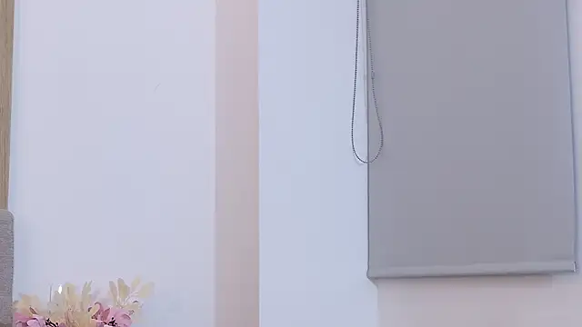 BeckySalas online show from February 4, 8:14 pm