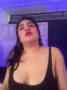 Snapshot of EmilyNoir1 chatting on May 4, 9:44 pm EmilyNoir1 online show from May 4, 9:44 pm