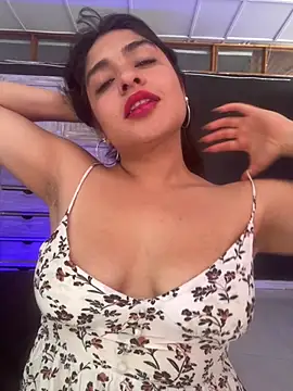 Snapshot of EmilyNoir1 chatting on May 7, 6:46 pm EmilyNoir1 online show from May 7, 6:46 pm