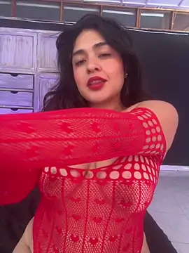 Snapshot of EmilyNoir1 chatting on May 8, 6:24 pm EmilyNoir1 online show from May 8, 6:24 pm