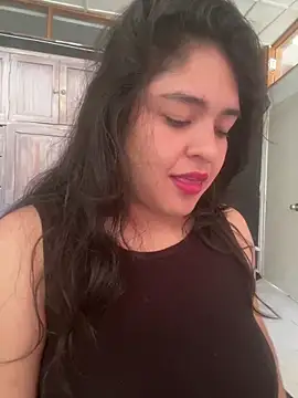 Snapshot of EmilyNoir1 chatting on May 14, 8:04 pm EmilyNoir1 online show from May 14, 8:04 pm