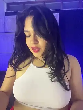 Snapshot of EmilyNoir1 chatting on May 17, 11:56 pm EmilyNoir1 online show from May 17, 11:56 pm