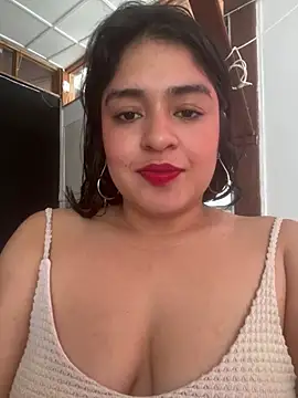 Snapshot of EmilyNoir1 chatting on May 20, 6:47 pm EmilyNoir1 online show from May 20, 6:47 pm