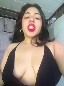Snapshot of EmilyNoir1 chatting on May 24, 10:53 am EmilyNoir1 online show from May 24, 10:53 am