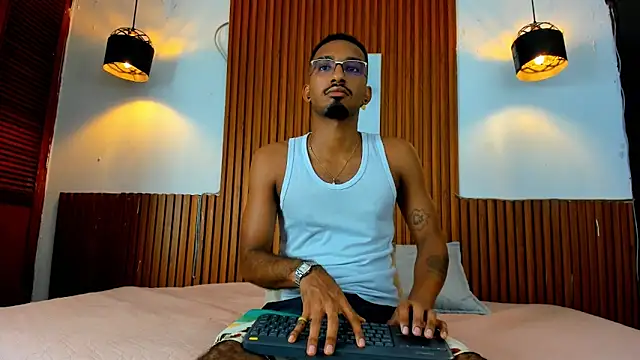 Darwin mayo online show from November 5, 5:35 pm