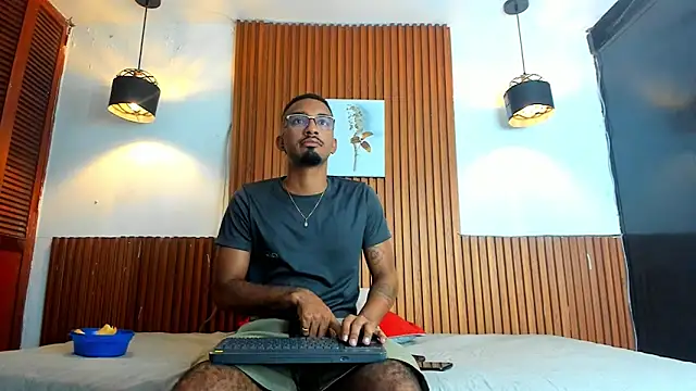 Darwin mayo online show from December 20, 11:28 am