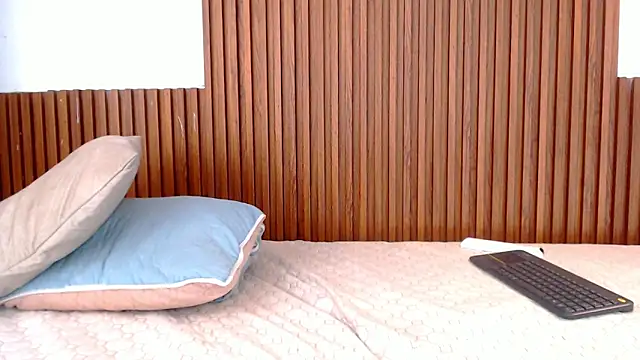 Darwin mayo online show from April 1, 1:41 pm