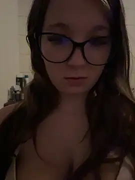 SweetTeenGirl online show from November 15, 3:19 pm