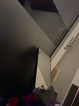 SweetTeenGirl online show from November 18, 8:35 pm