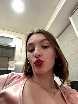 Snapshot of ZariaFlame chatting on September 9, 8:52 pm ZariaFlame online show from September 9, 8:52 pm