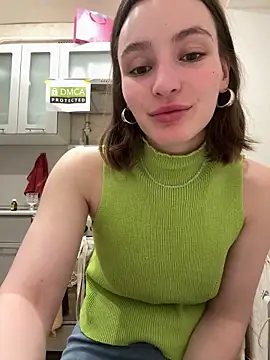 ZariaFlame online show from April 18, 10:32 pm