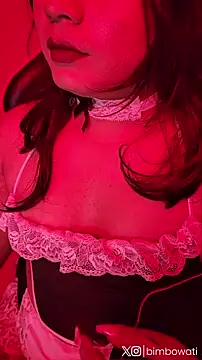 Snapshot of Bimbowati chatting on October 18, 6:52 pm Bimbowati online show from October 18, 6:52 pm