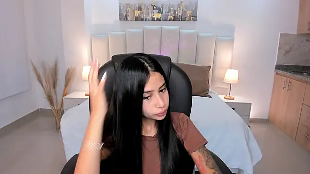 miranda crawfor online show from October 24, 12:12 pm