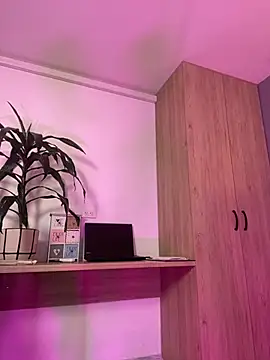 Atenea Clerk online show from April 23, 12:29 pm