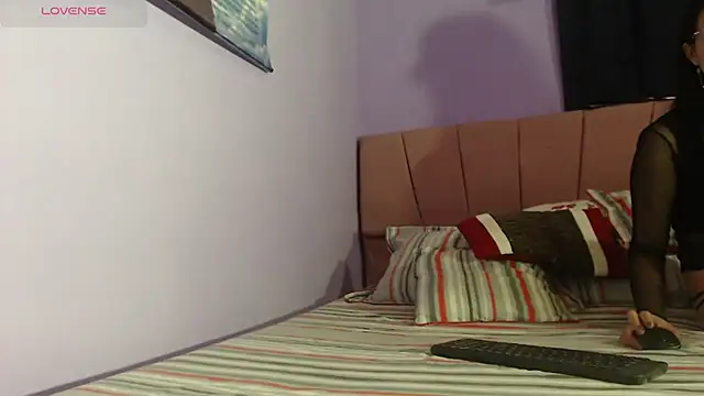  Bombom   online show from February 16, 12:40 am