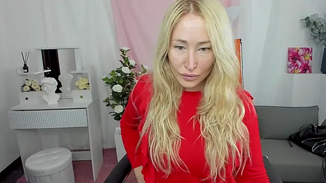 AstraMonroe online show from April 19, 7:18 am