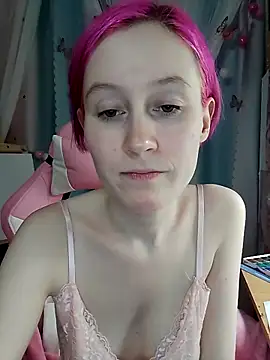 Fuzzy Unicorn online show from November 3, 7:15 pm