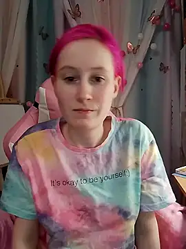 Fuzzy Unicorn online show from November 27, 7:38 pm