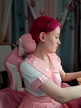 Fuzzy Unicorn online show from December 2, 7:09 pm