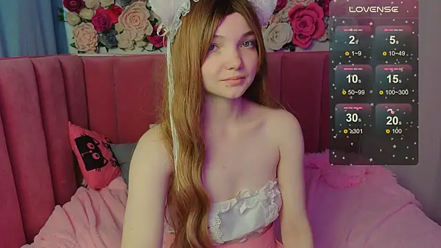 Snapshot of AnimeAlica18 chatting on November 2, 2:36 am AnimeAlica18 online show from November 2, 2:36 am