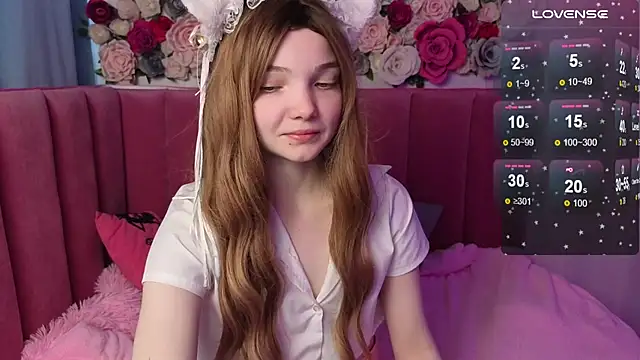 Snapshot of AnimeAlica18 chatting on November 16, 2:28 am AnimeAlica18 online show from November 16, 2:28 am