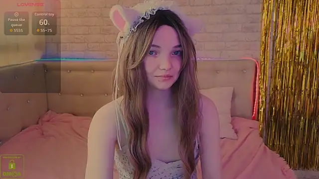 AnimeAlica18 online show from April 1, 3:29 am