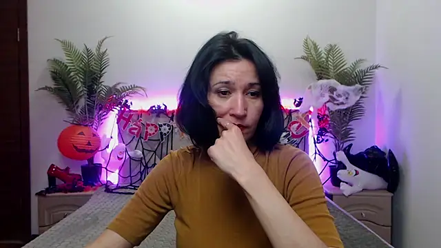 CameronEnns online show from October 21, 12:39 pm