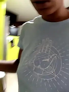 Snapshot of Flacidas chatting on October 5, 9:07 am Flacidas online show from October 5, 9:07 am