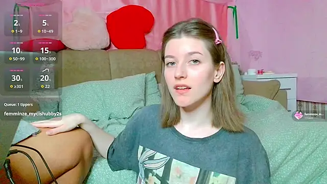 Marinaxmonroe online show from May 7, 3:06 pm