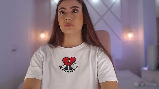 isabellashine online show from September 18, 3:58 pm