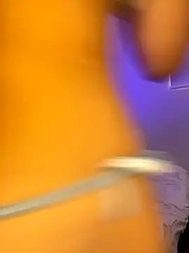 Snapshot of Lia__1 chatting on September 27, 9:20 pm Lia  1 online show from September 27, 9:20 pm